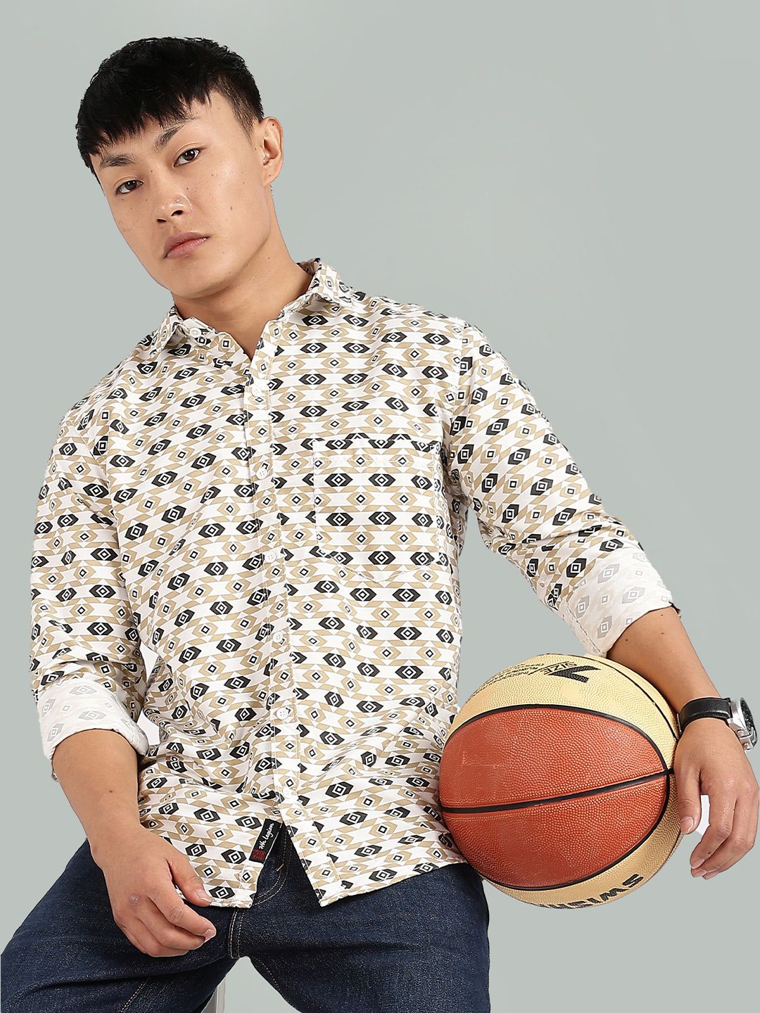 7TH LEGION Men Smart Fit Geometric Printed Spread Collar Casual Shirt