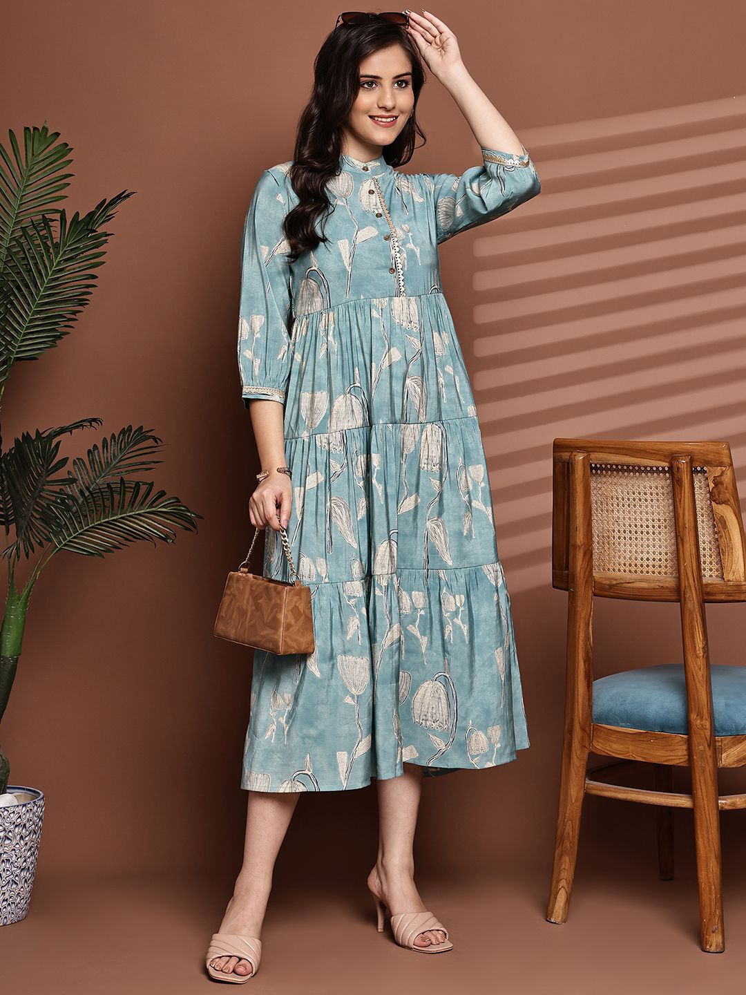 Claura Women Blue Floral Printed Puff Sleeves Silk A-Line Midi Dress