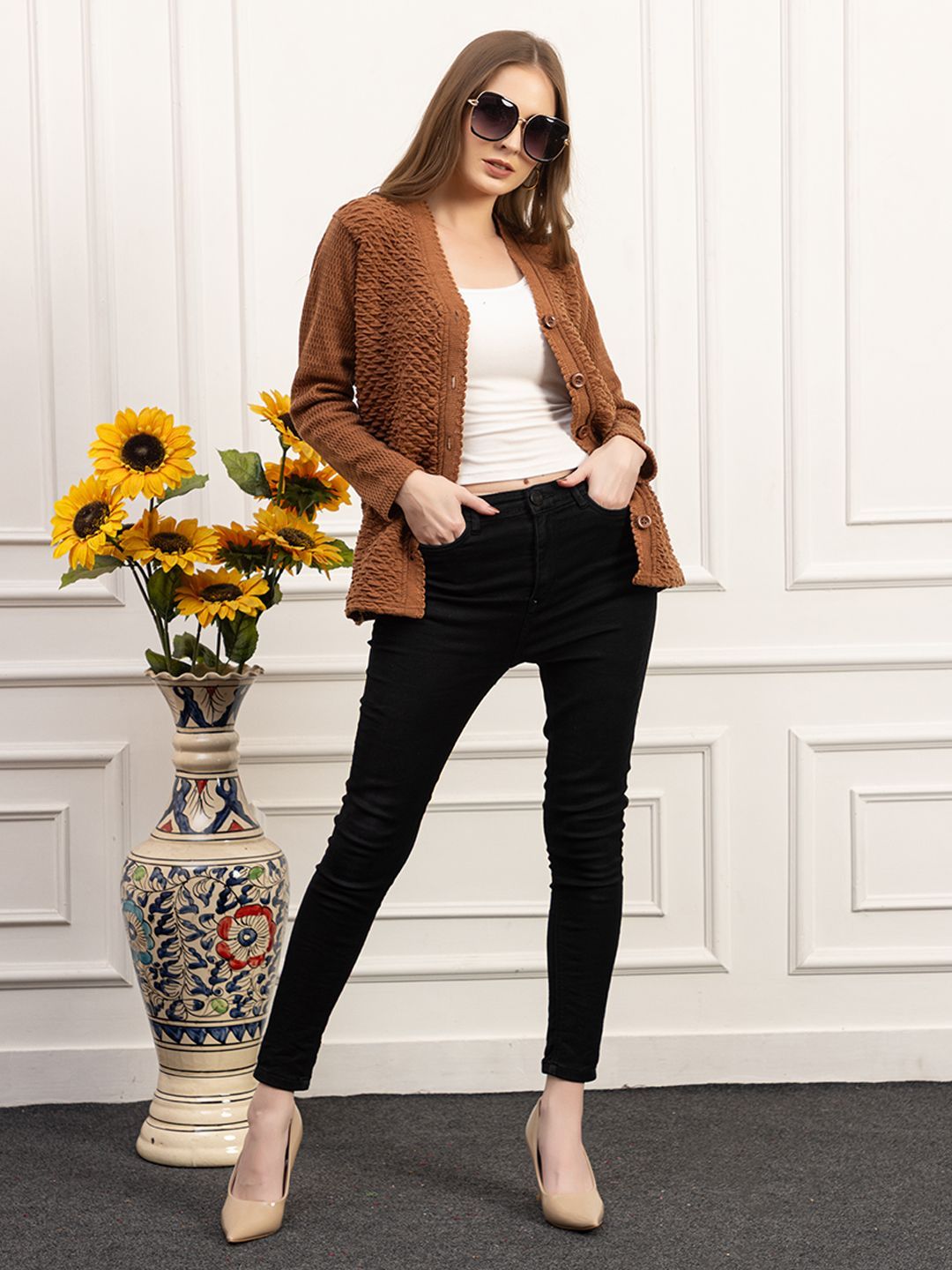 Dadu Dayal Women Woollen Cardigan
