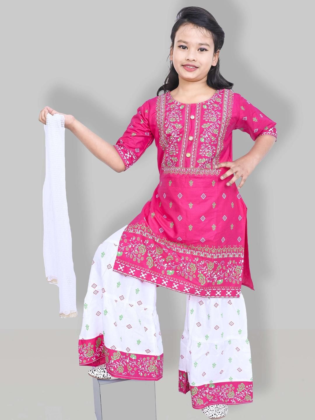 NFashion Girls Pink Clothing Set