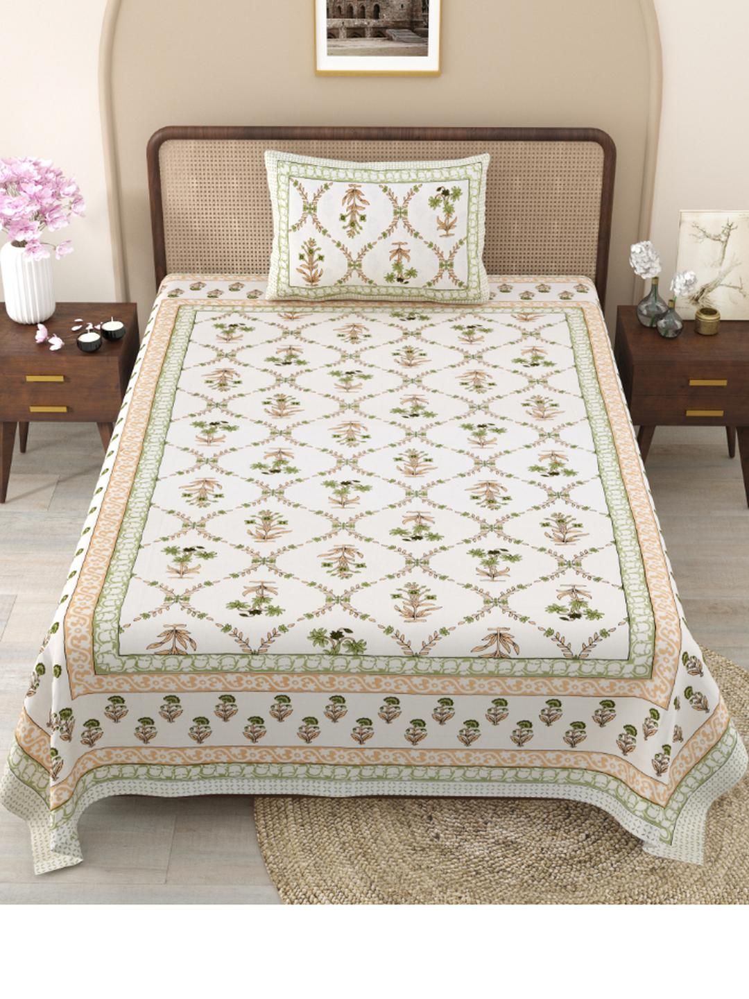 Shubastik White Floral 210 TC Single Bedsheet with 1 Pillow Covers