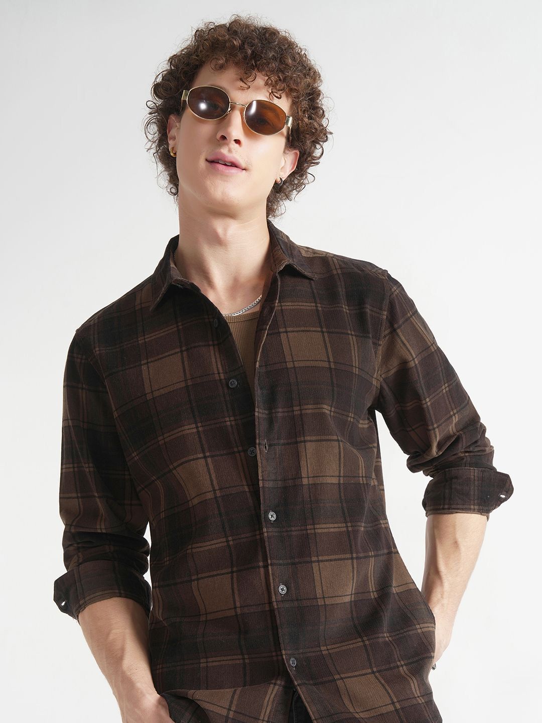 HIGHLANDER Men Checked Spread Collar Cotton Casual Shirt
