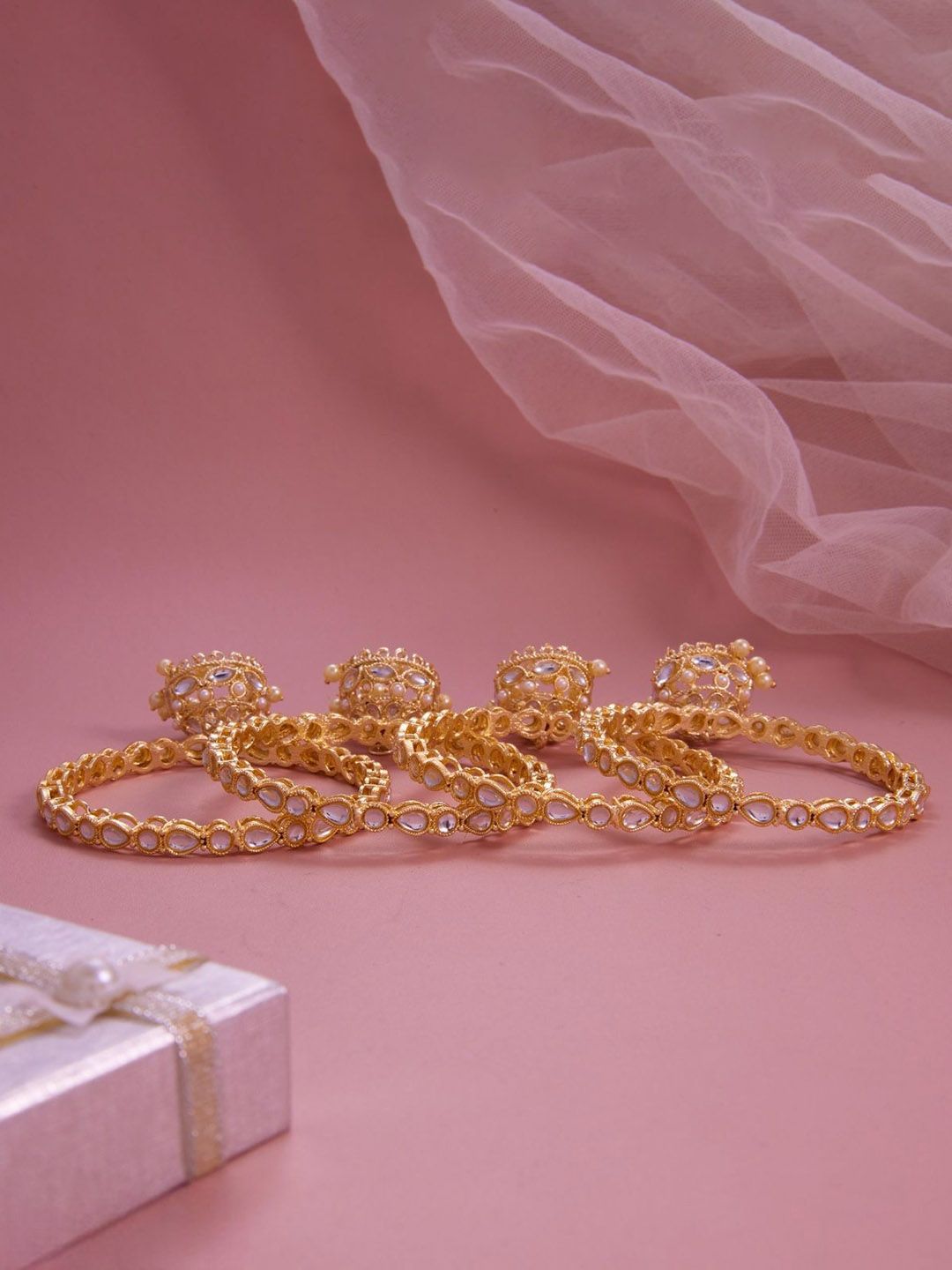 GC PREMIUM JEWELLERY Set Of 4 Kundan-Studded & Beaded Bangles