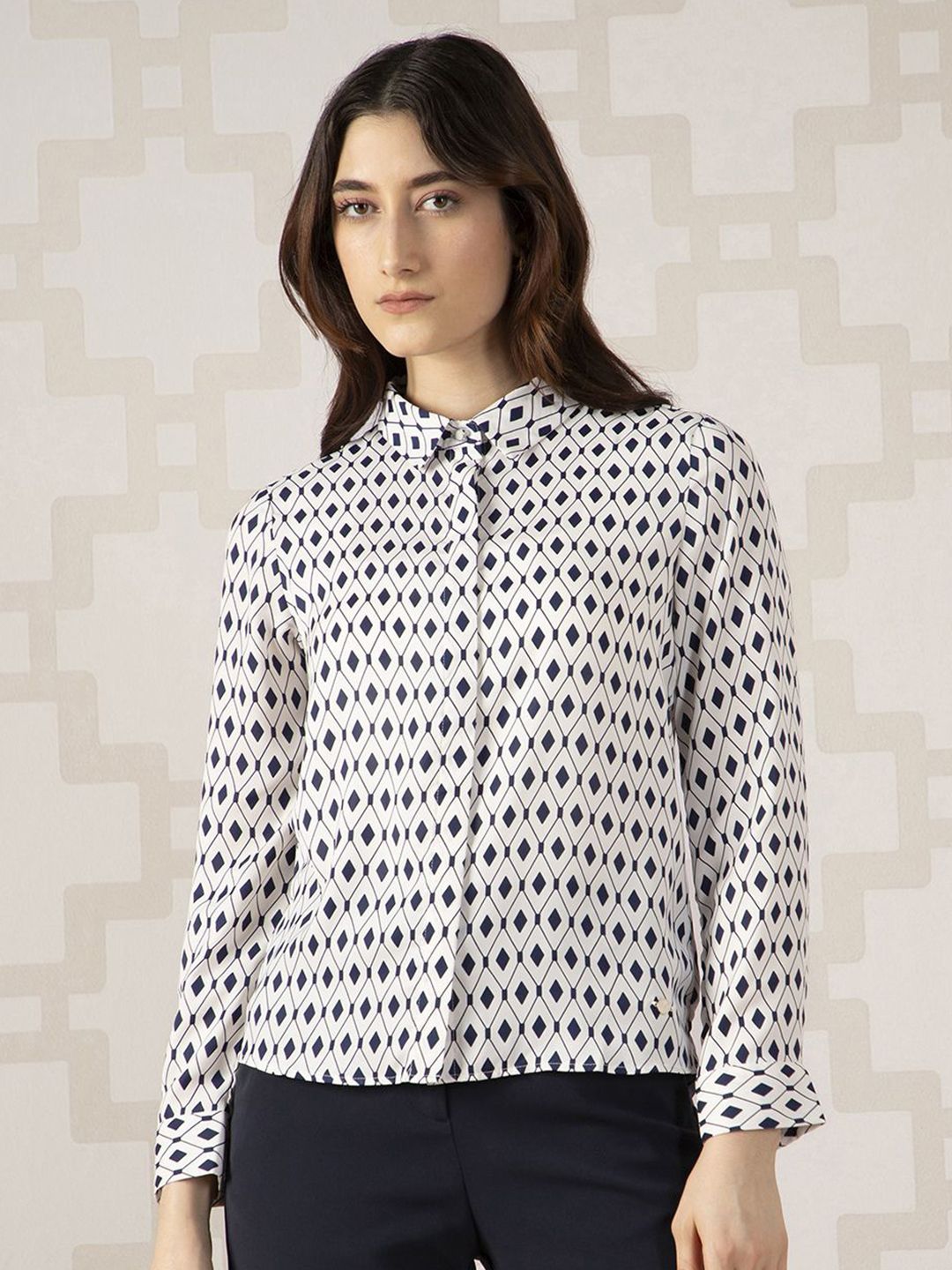 Van Heusen Woman Printed Formal Shirt
