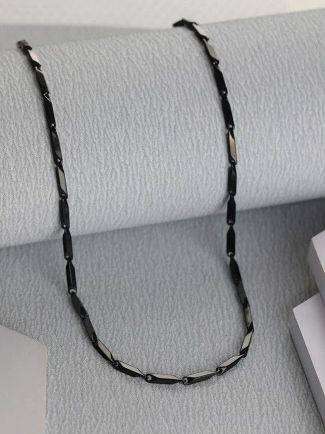 The Roadster Lifestyle Co. Men Stainless Steel Rice Chain