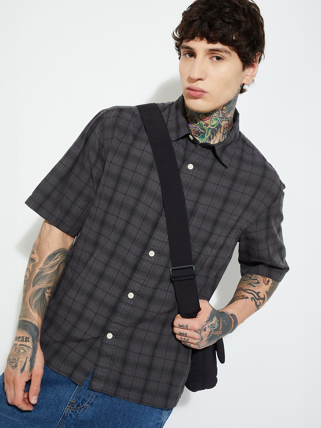 max Men Relaxed Fit Tartan Checked Spread Collar Pure Cotton Casual Shirt