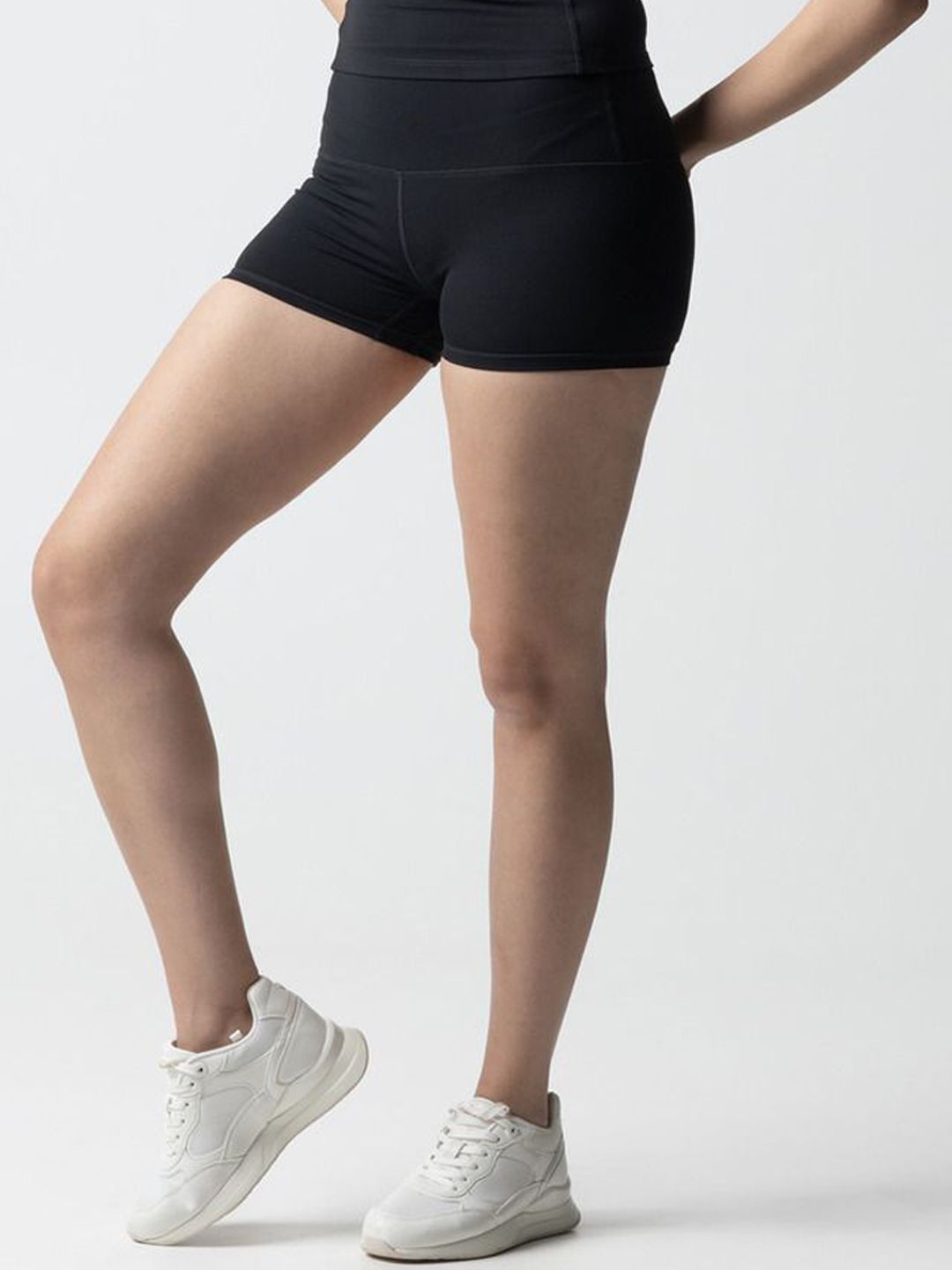 STRCH Women Black Skinny Fit High-Rise Training or Gym Nylon Shorts