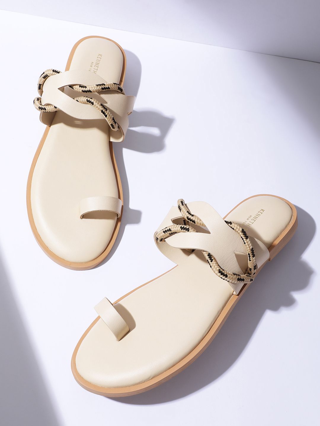 Kenneth Cole Women One Toe Flats