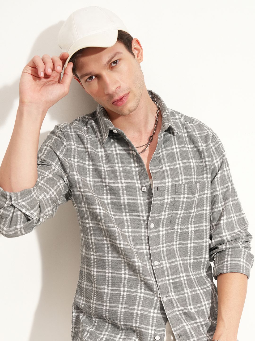 HIGHLANDER Men Slim Fit Checked Spread Collar Cotton Casual Shirt