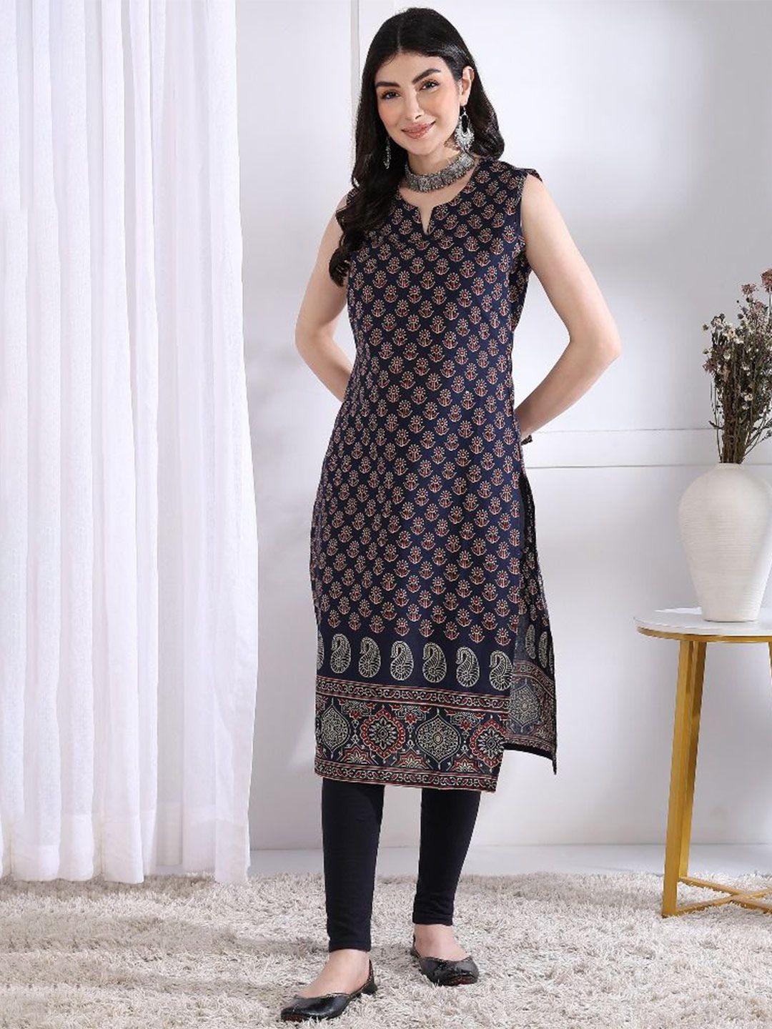 Vbuyz Women Floral Printed Festive Cotton Straight Kurta