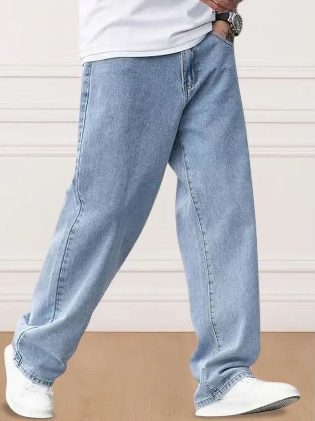 Playfeel Men Jean Regular Fit Mid-Rise Low Distress Jeans
