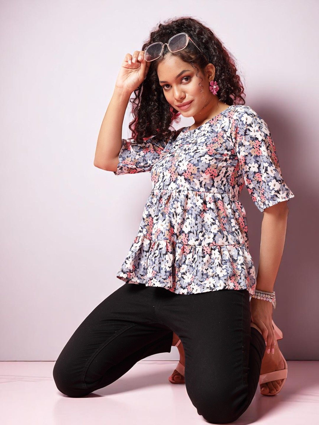 OOMPH! FACTOR Women Floral Printed Crepe Peplum Top