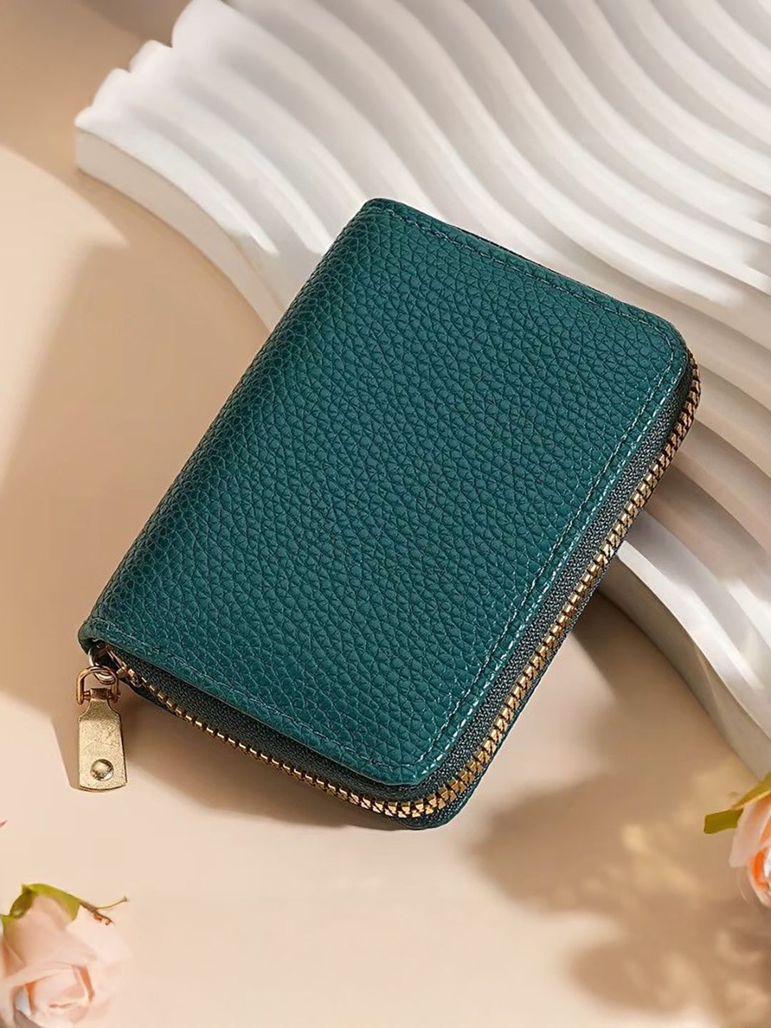 Provogue Men PU Zip Around Wallet
