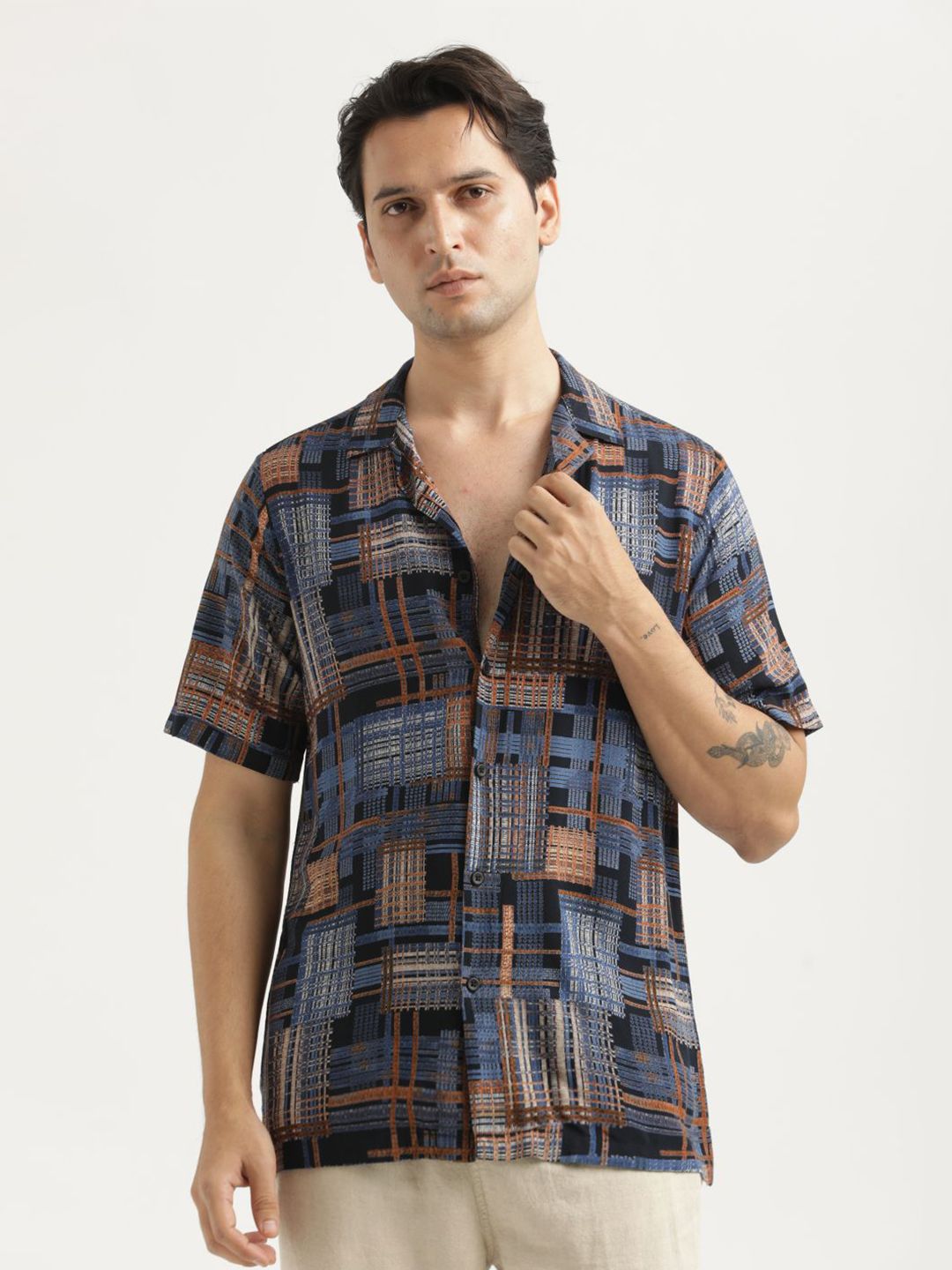 Blu MNKY Smart Slim Fit Printed Casual Shirt