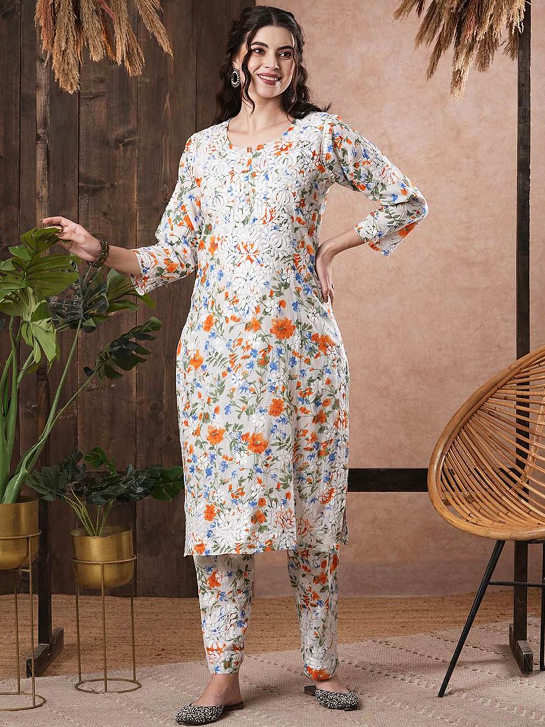 ADA Women Floral Embroidered Kurta with Trousers