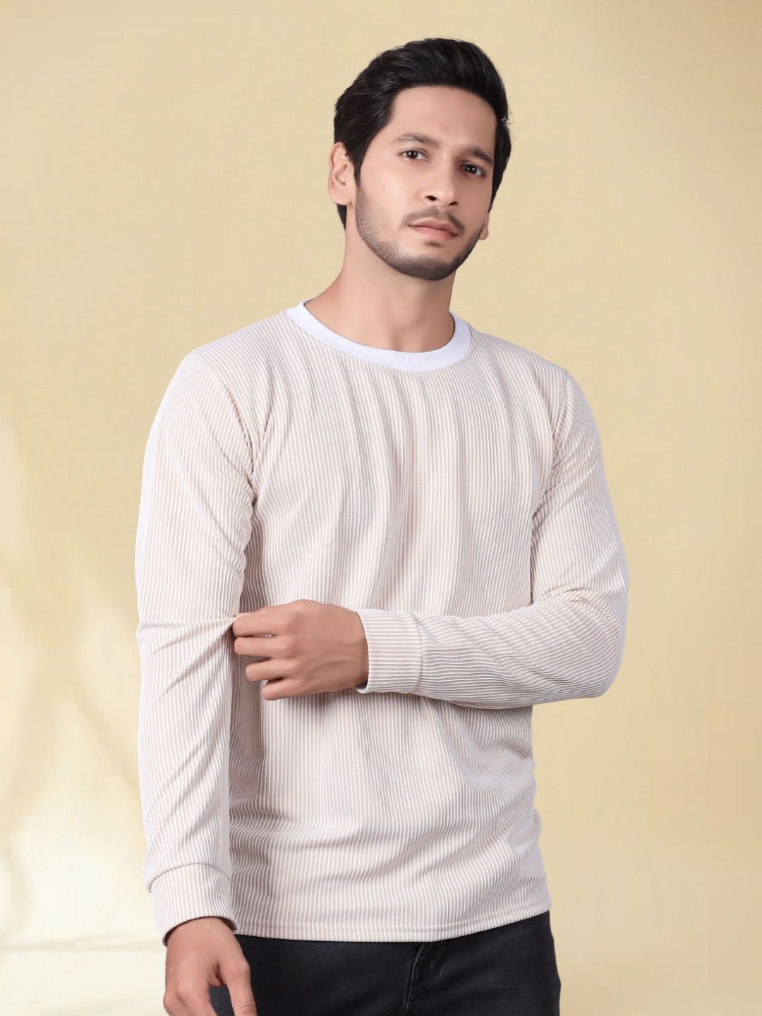 Divra Clothing Men Round Neck Full Sleeve Striped T-shirt