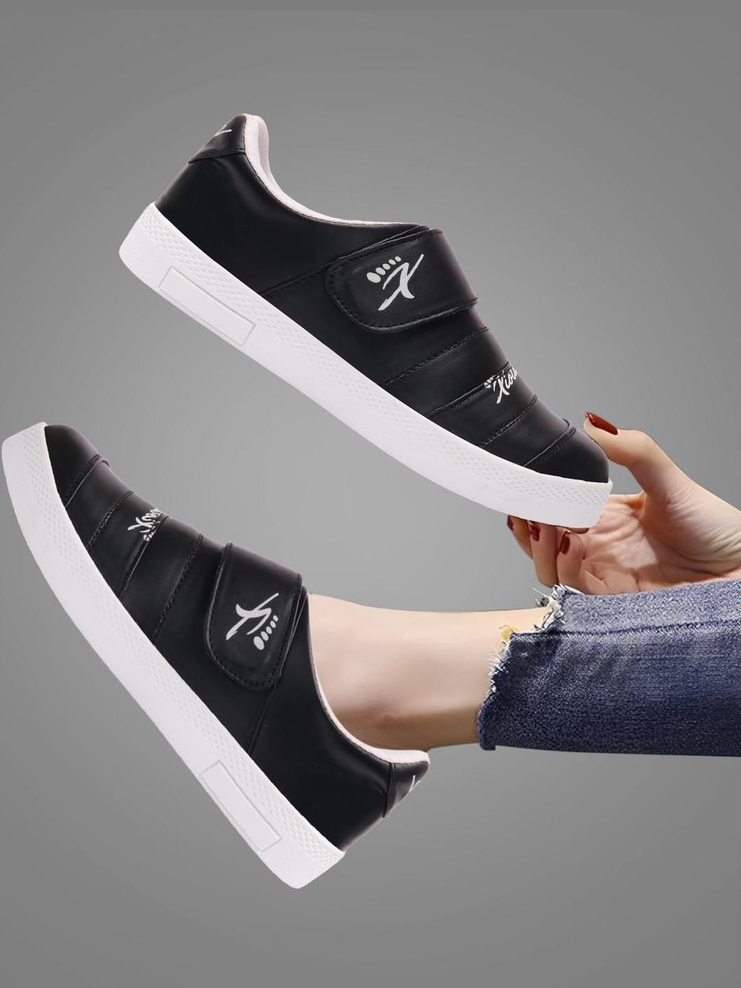 Antox Women Black Casual Shoes
