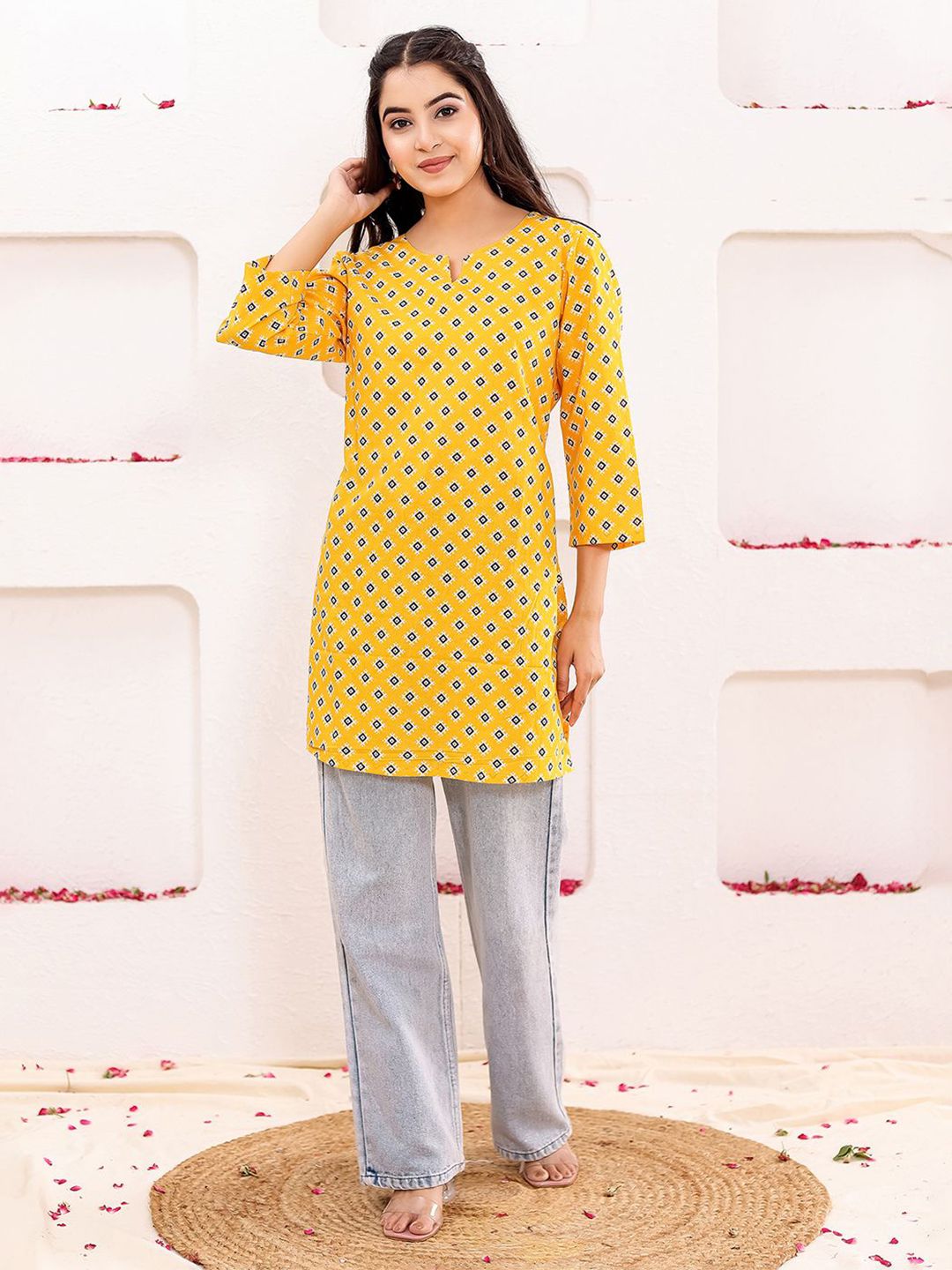Chandbaali Women Geometric Printed Pure Cotton Kurti