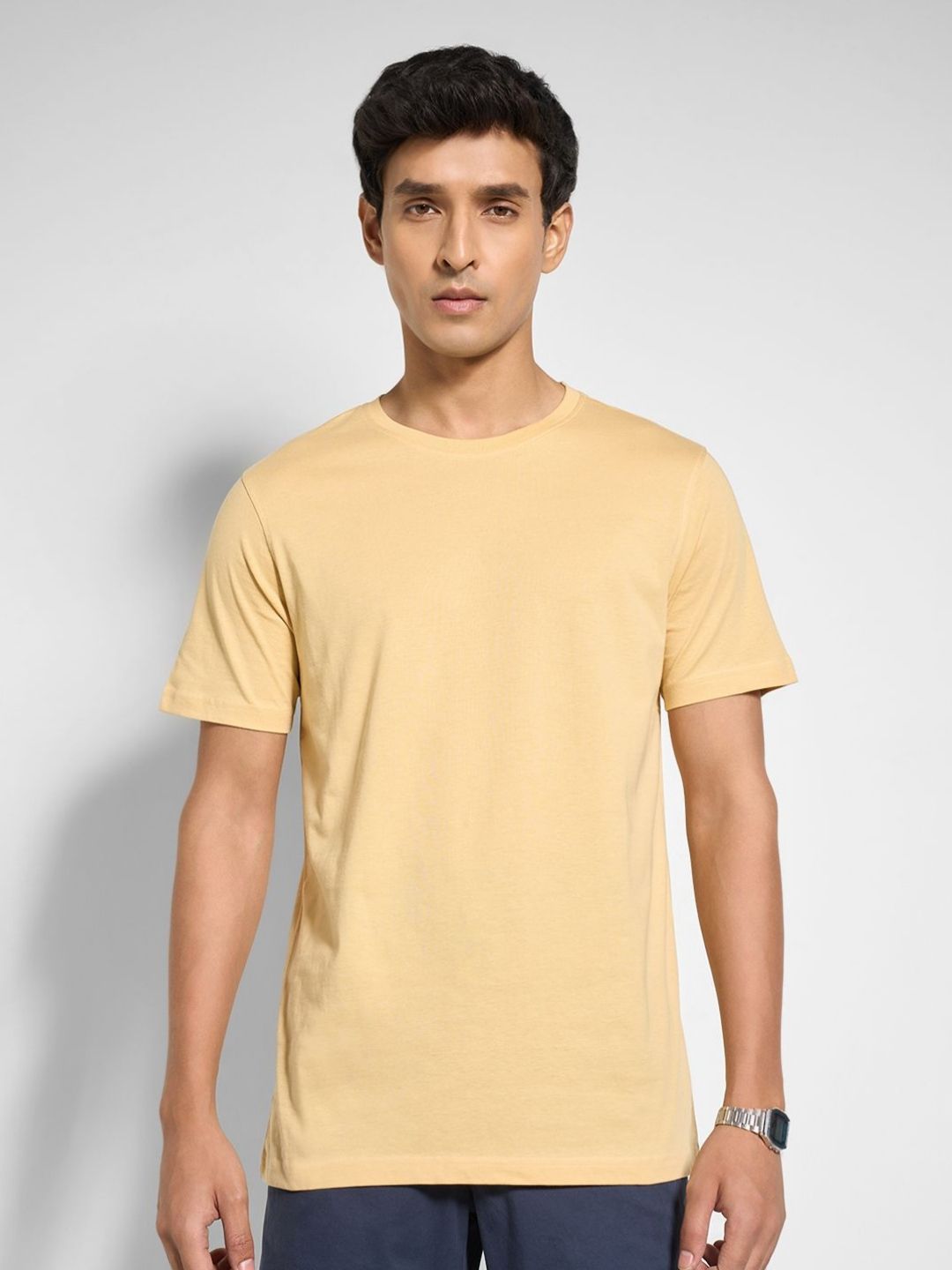 Peregrine by Pantaloons Men Solid Round Neck Pure Cotton T-shirt