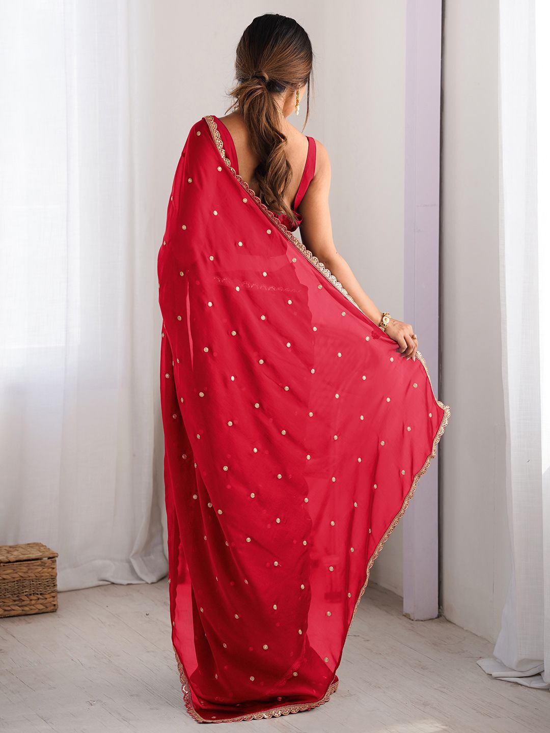 Embellished Sequinned Floral Pure Georgette Saree 3