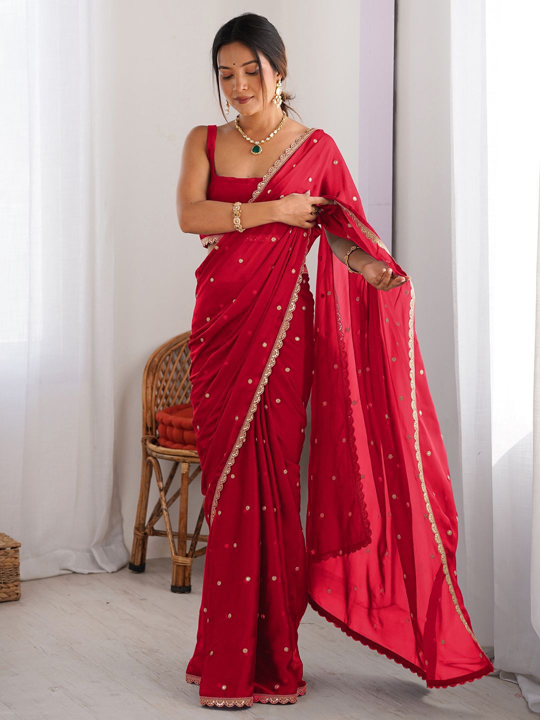 Embellished Sequinned Floral Pure Georgette Saree 4