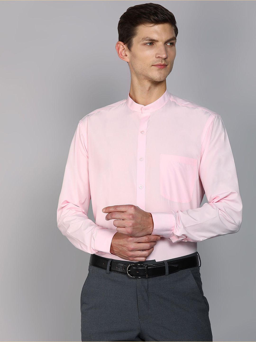 APPEL TOUCH Men Solid Classic Fit Formal Shirt