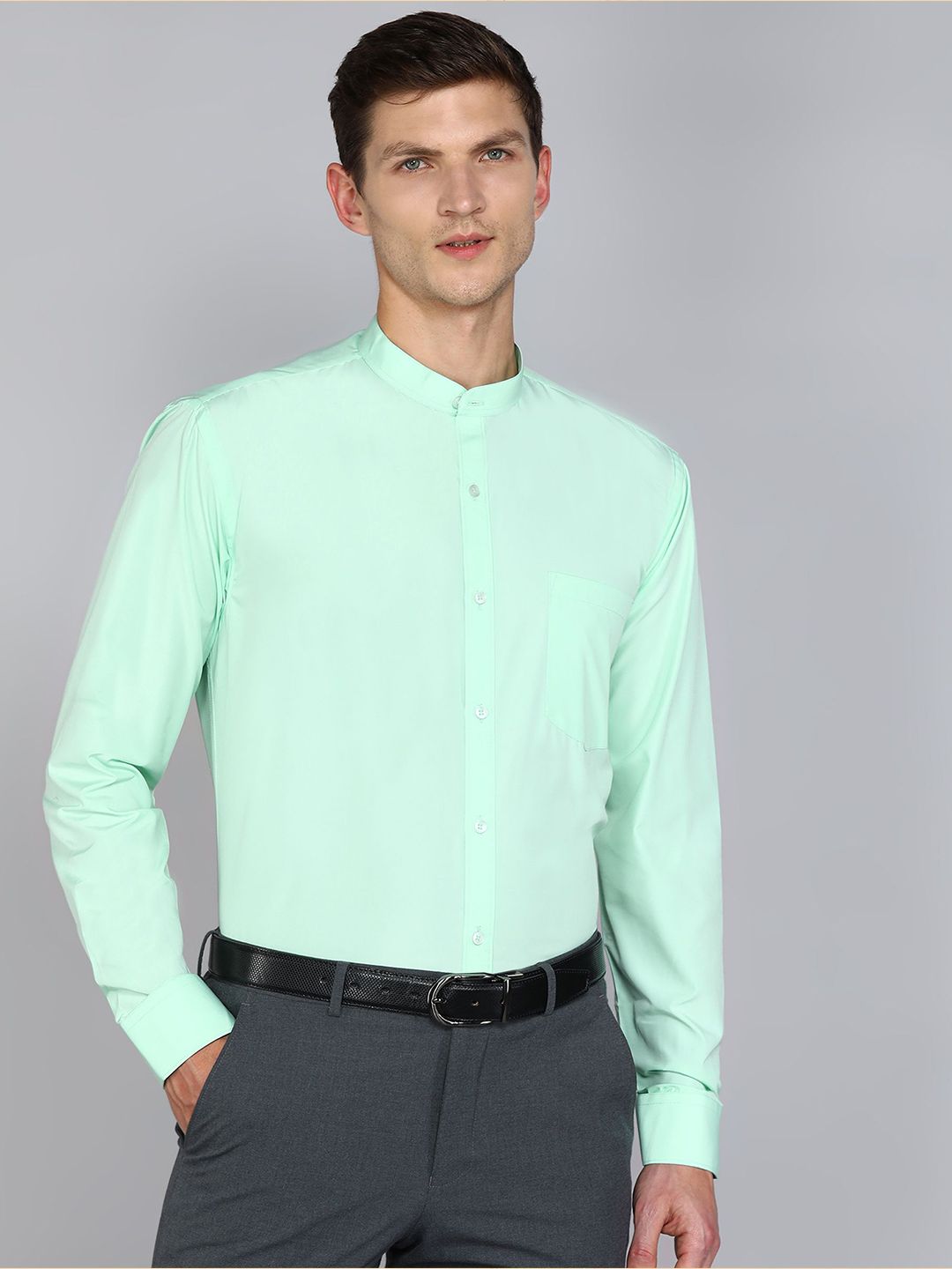 APPEL TOUCH Men Solid Classic Fit Formal Shirt