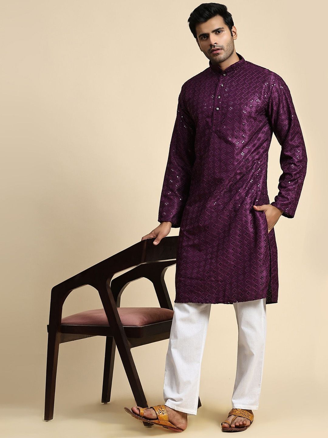 Pro-Ethic STYLE DEVELOPER Embroidered Mandarin Collar Pure Cotton Kurta With Pyjamas