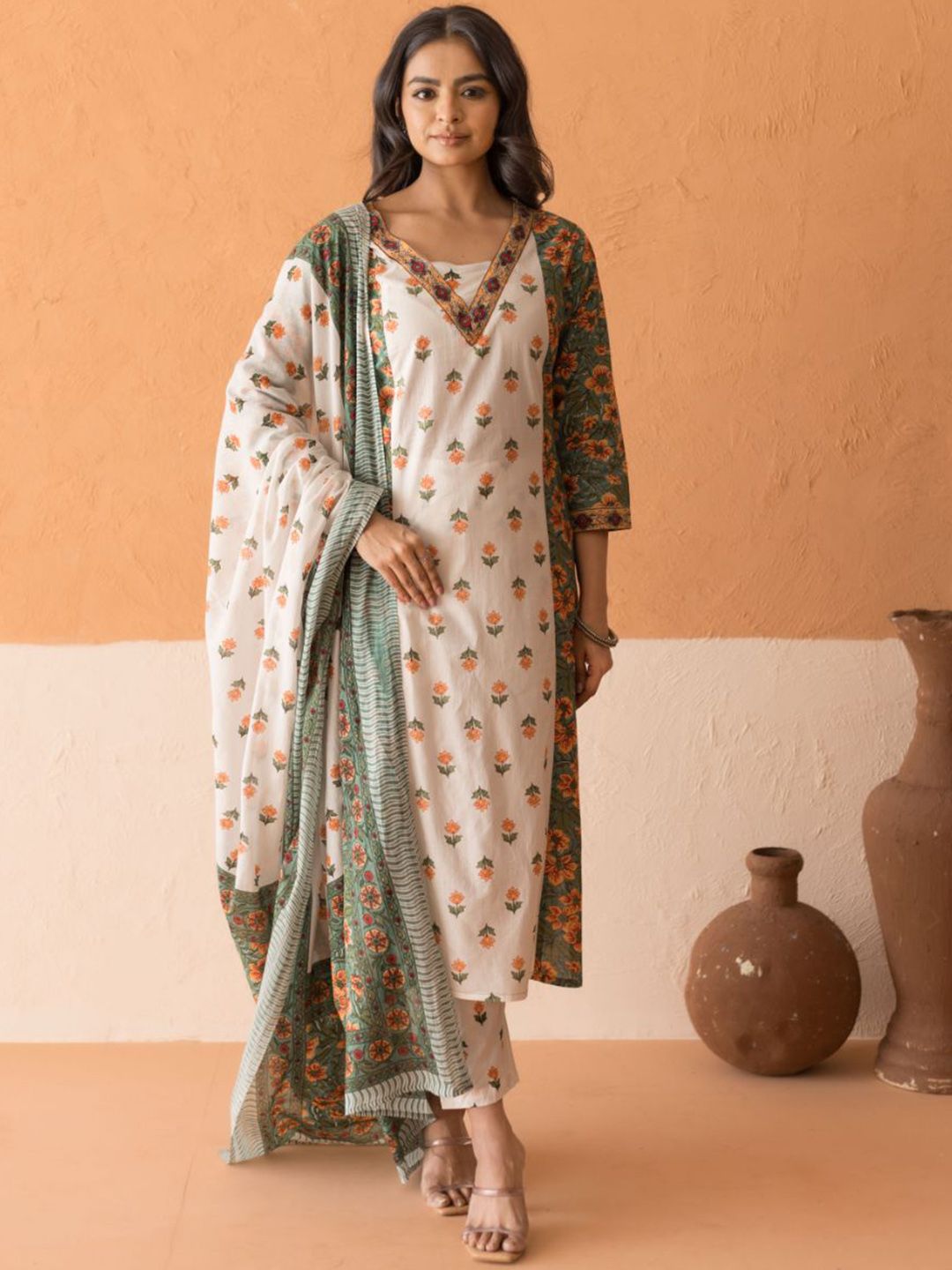 MAAND Women Floral Printed Cotton Kurta with Trousers & Dupatta