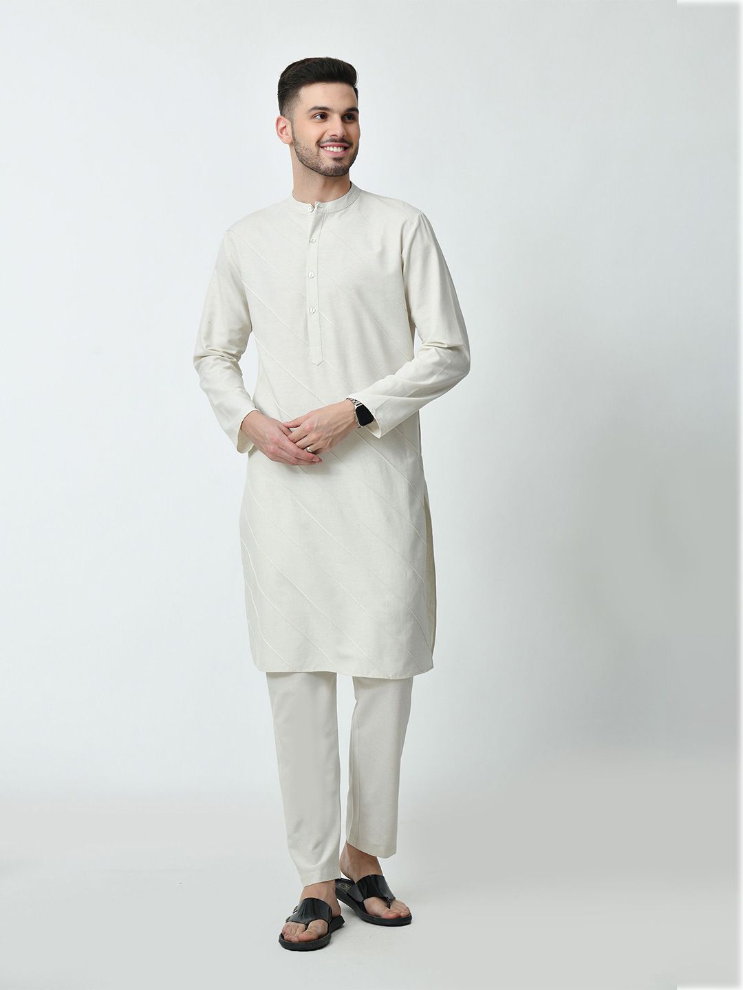 OTIRA Men Mandarin Collar Long Sleeve Straight Kurta