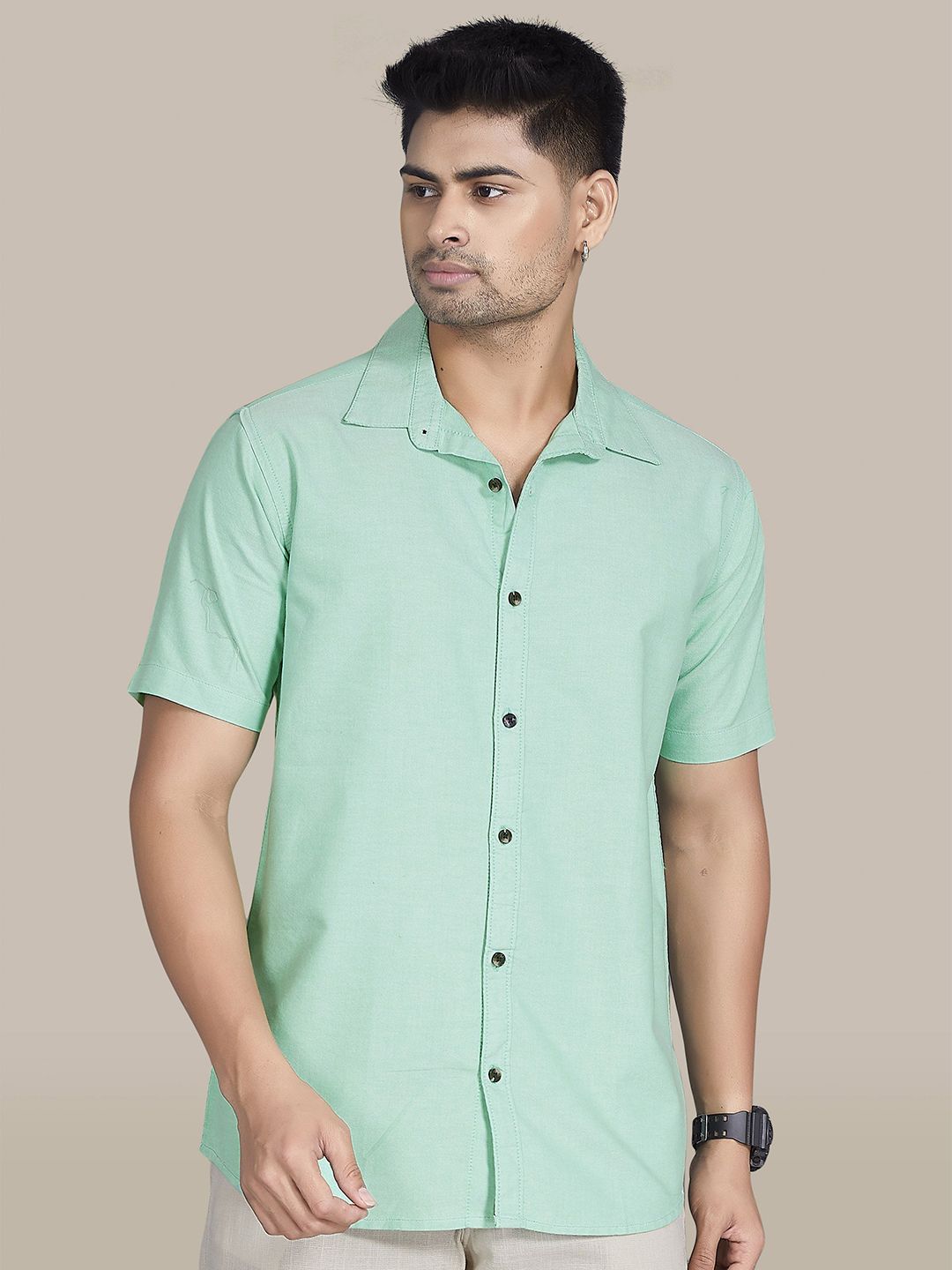 Green Solid Regular Fit Casual Shirt
