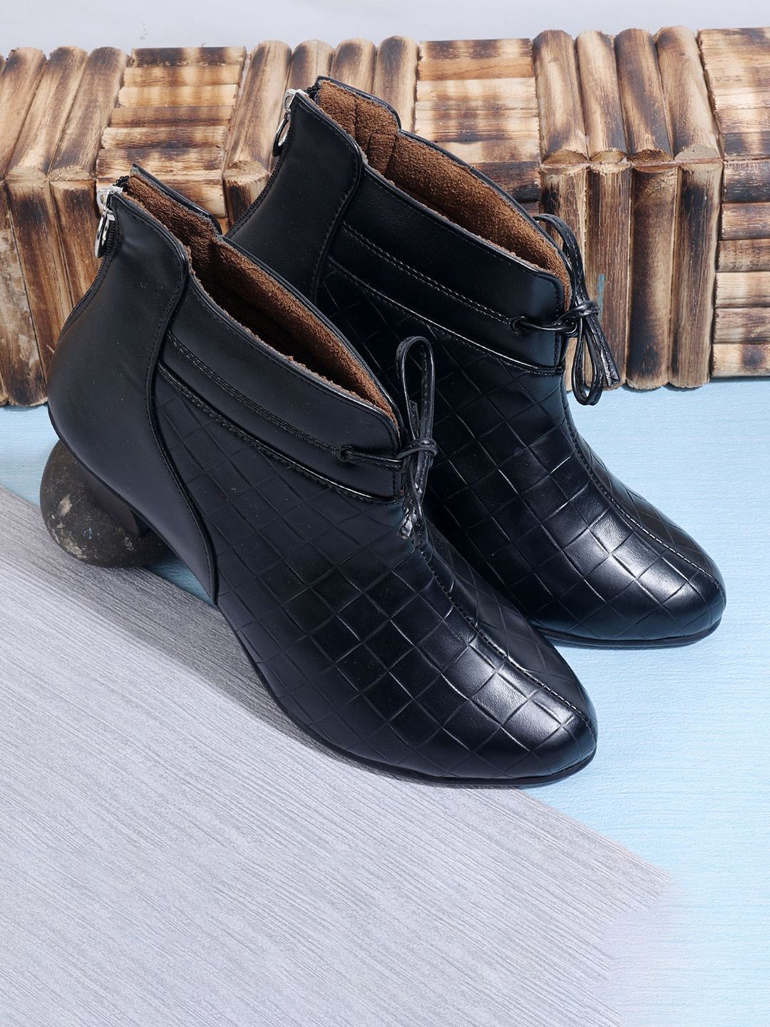Padchin Women Textured Block-Heeled Zipper Regular Boots