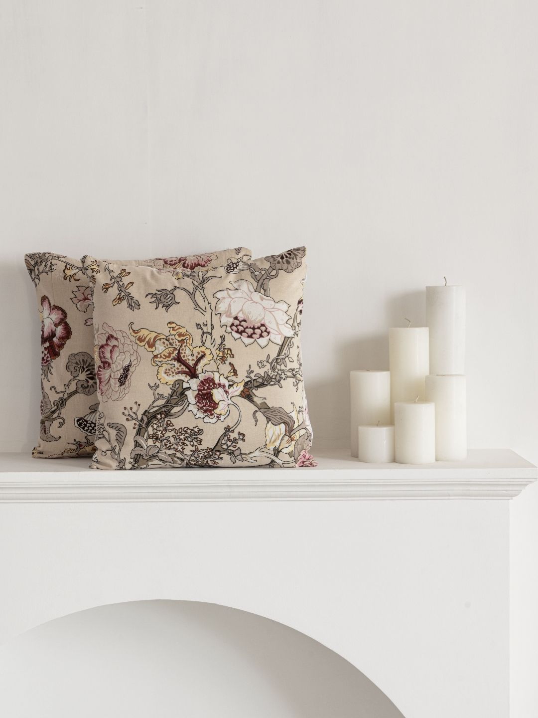 Clasiko Beige & White 2 Pieces Floral Printed Cotton Square Cushion Covers