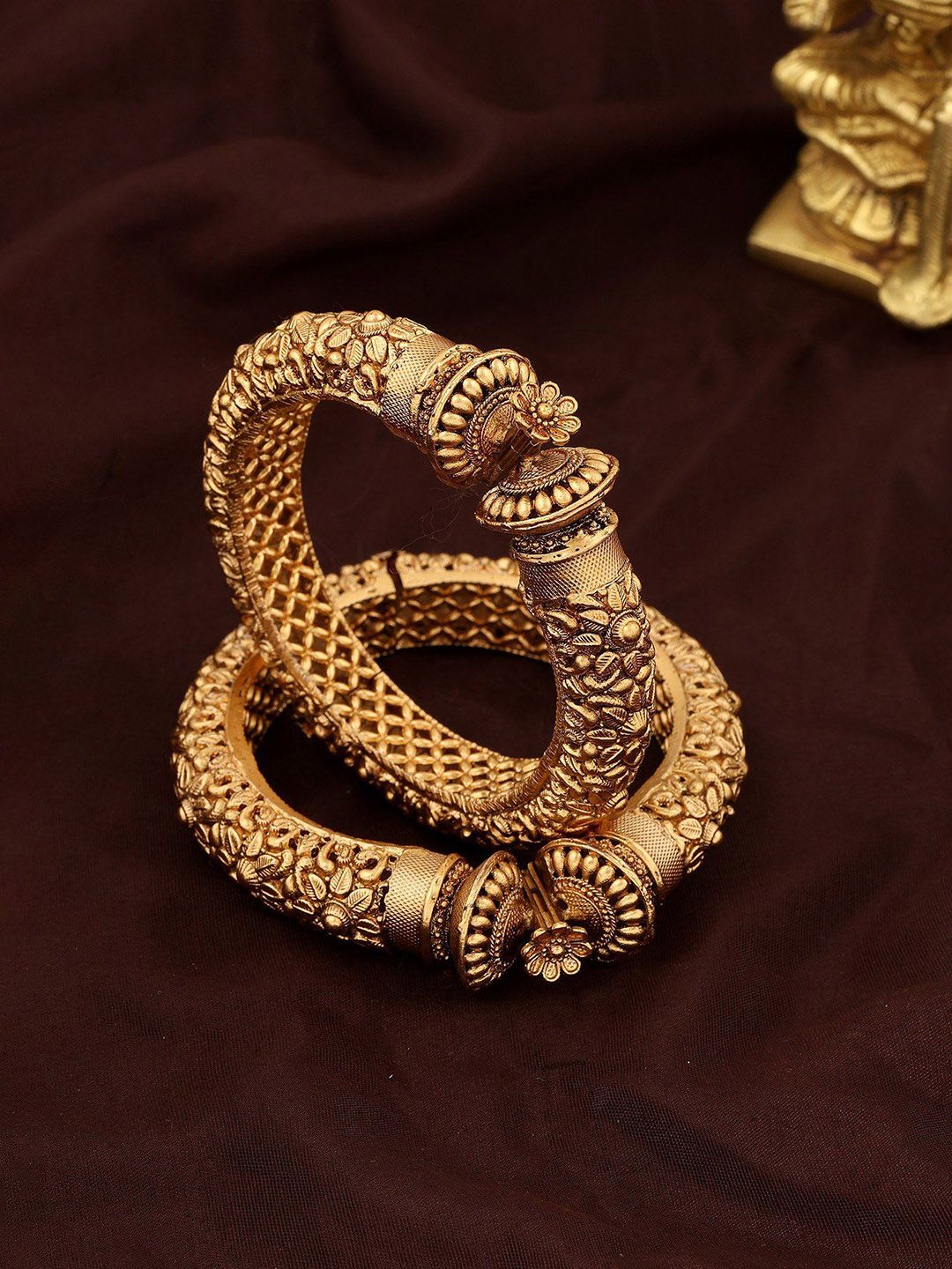 Exotic India Rajwadi Style Floral Design Screw Openable Copper Pair Of Bangles
