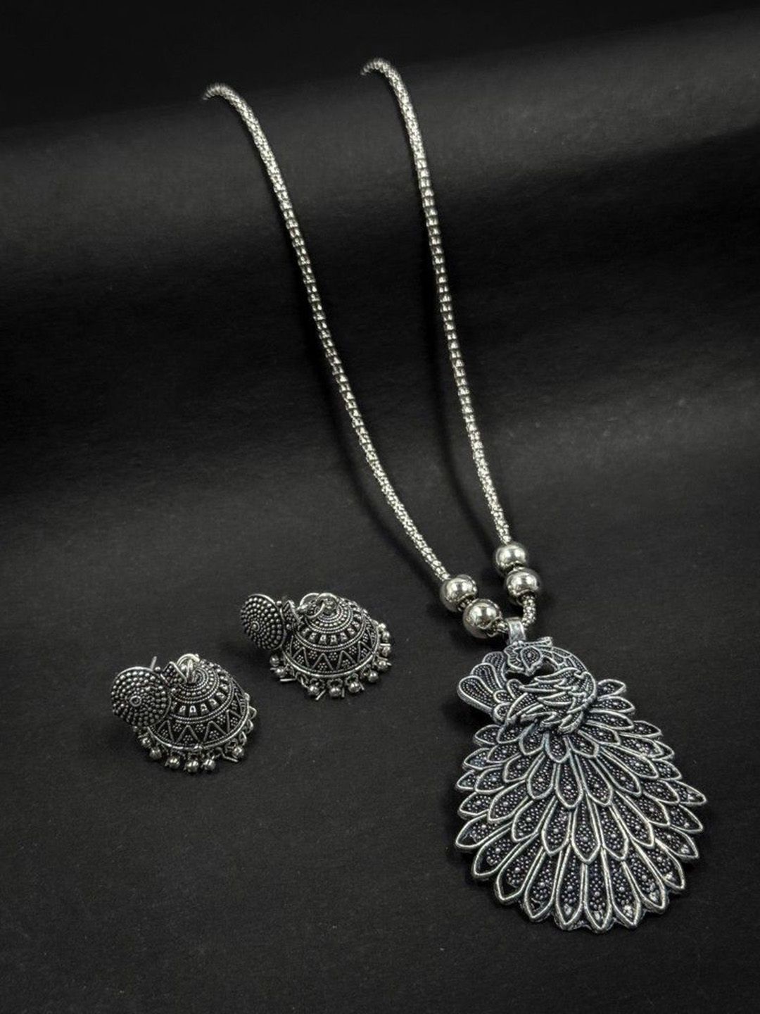 NAMAN ARTS Silver-Plated Jewellery Set