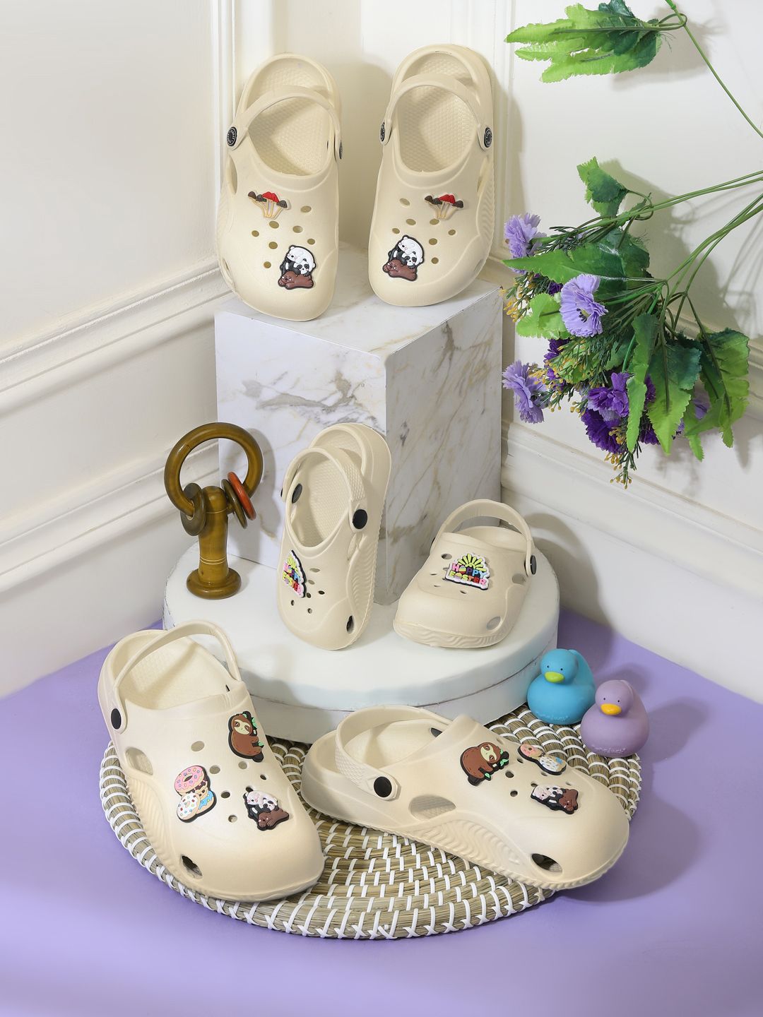 Truffle Collection Unisex Kids T-Strap Flats