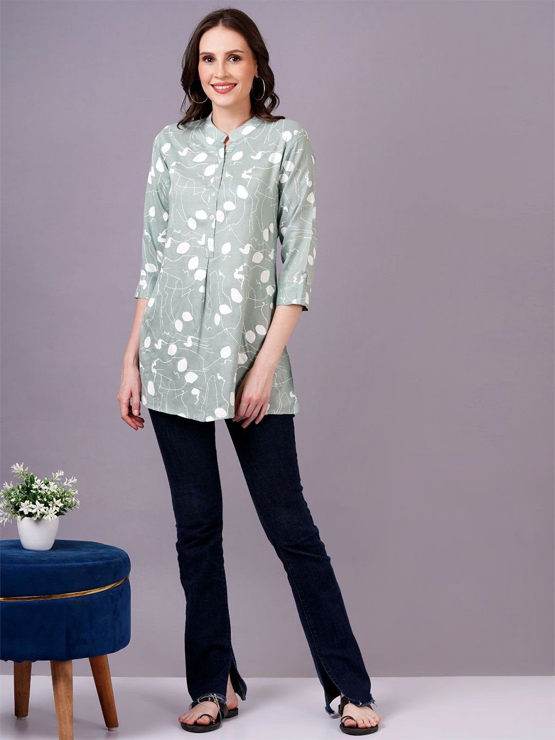 OH MI DIOS Women Floral Printed Mandarin Collar Shirt Style Top