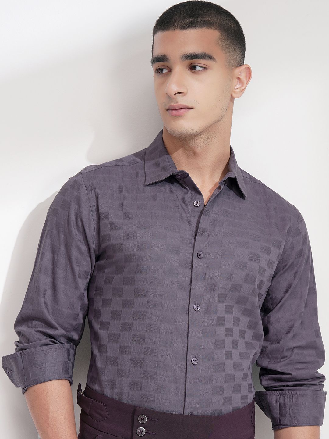 HIGHLANDER Men Comfort Fit Textured Spread Collar Cotton Casual Regular Fit Shirt