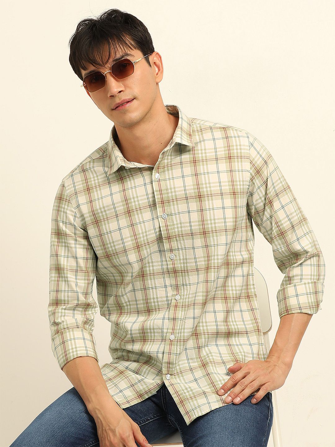 Bushirt Men Classic Opaque Checked Casual Shirt