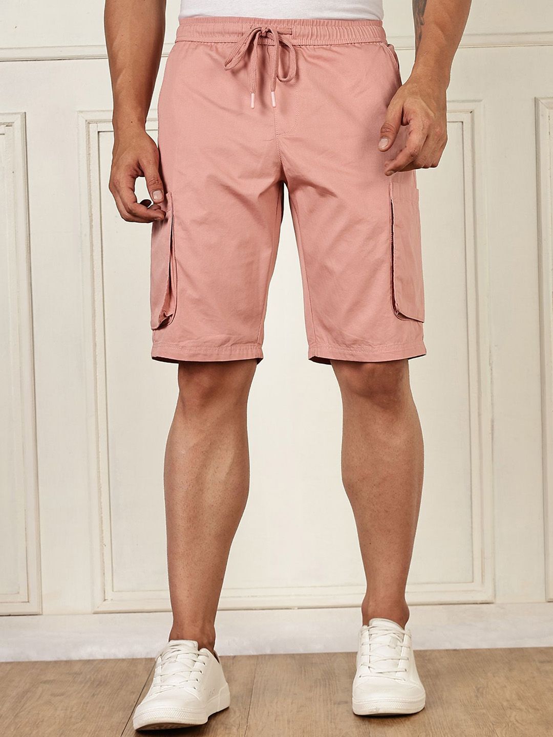 Mast & Harbour Men Straight Fit Mid Rise Cotton Cargo Shorts