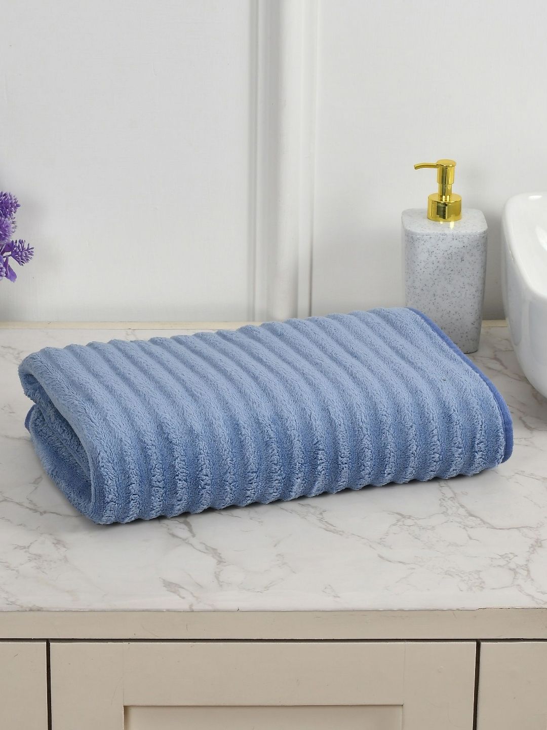 Cotton Bolls Textiles Microfiber 300GSM Super Soft Adult Regular Bath Towel-28x55In