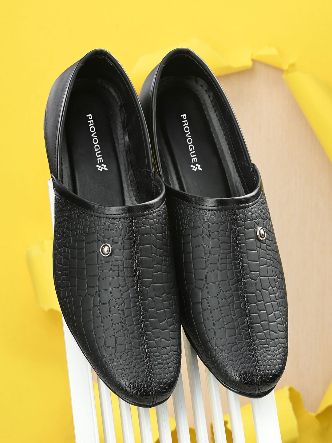 Provogue Men Textured Regular Loafers