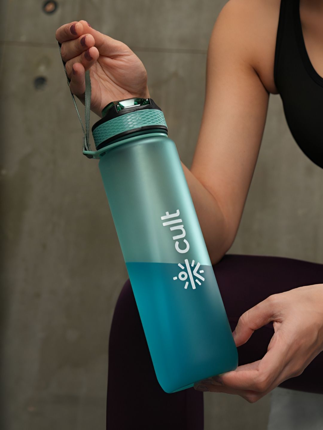 CULT Green Brand Logo Plastic BPA Free Sipper - 1L