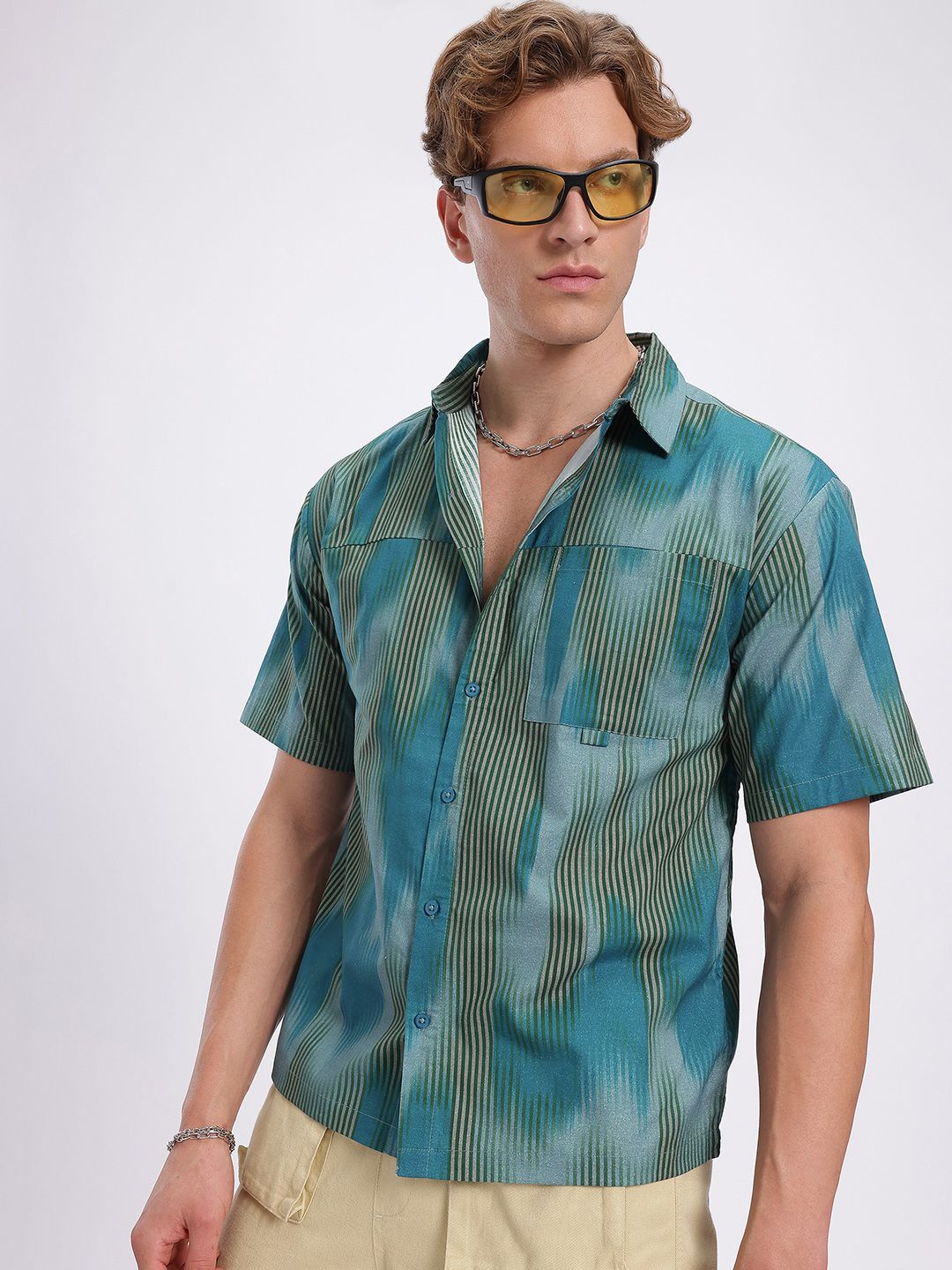 glitchez Abstracts Print Pure Cotton Regular Fit Casual Shirt