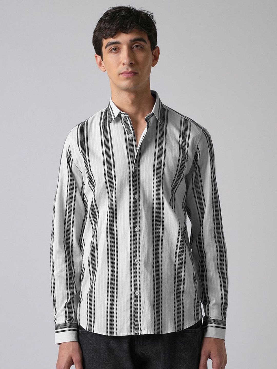 Banana Club White Vertical Stripe Cotton/Linen Shirt