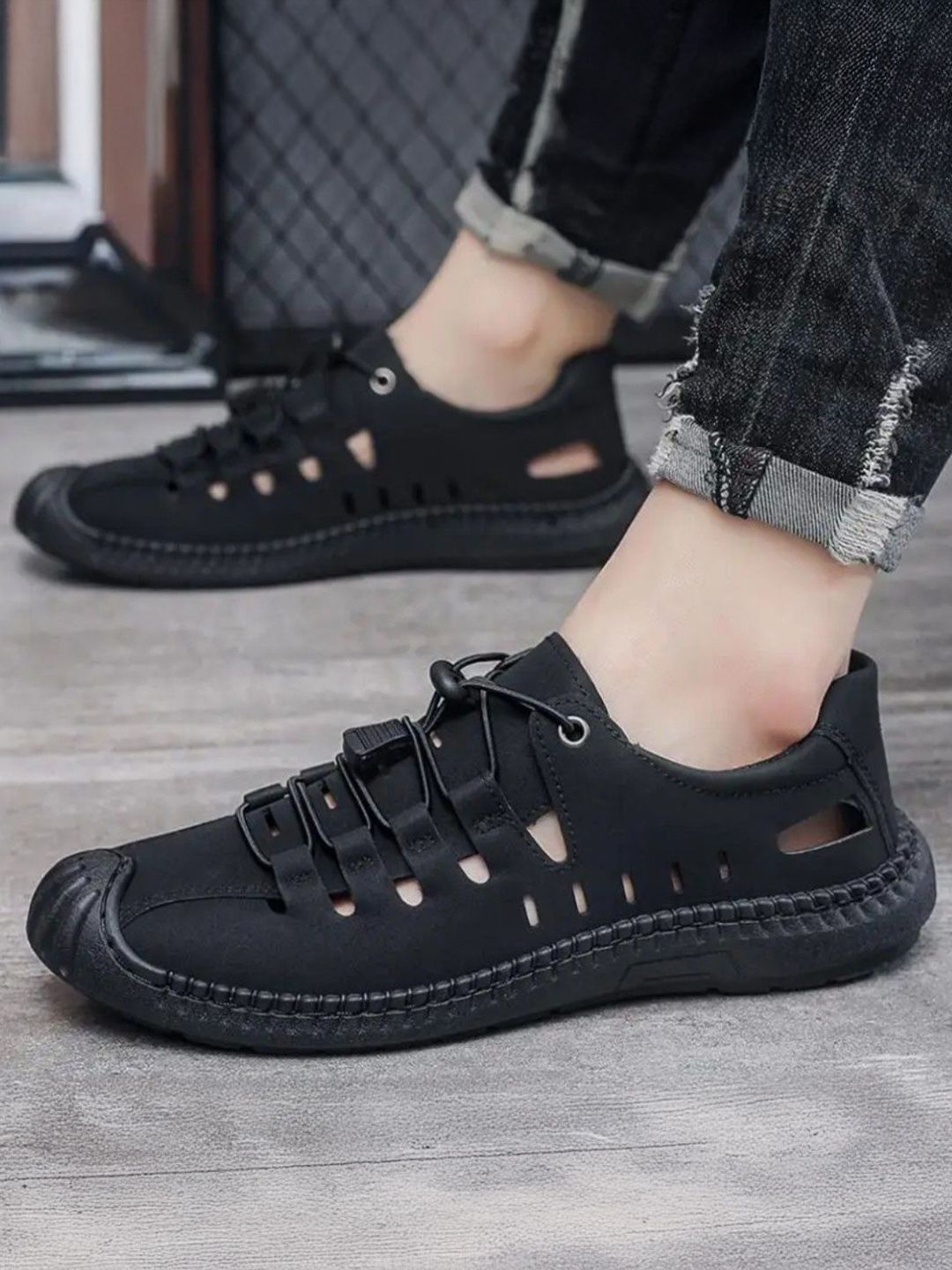 OZJI Men Solid Faux LeatherShoe-Style Sandals