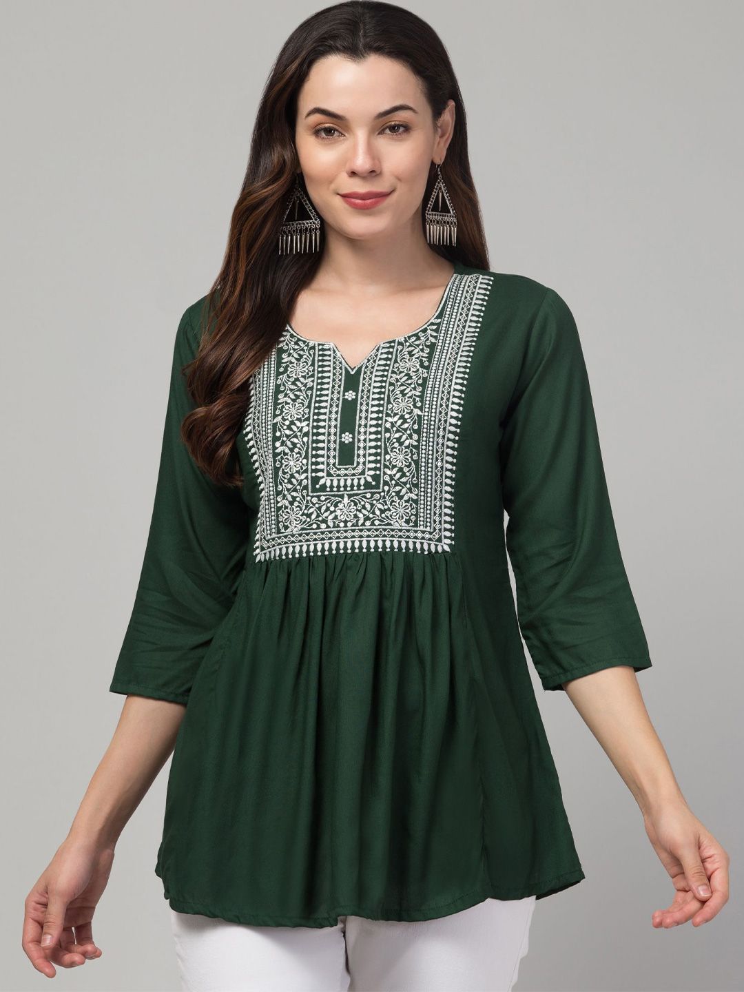 CROWN KING Ethnic Motifs Embroidered V-Neck Sequinned Sequinned Kurti