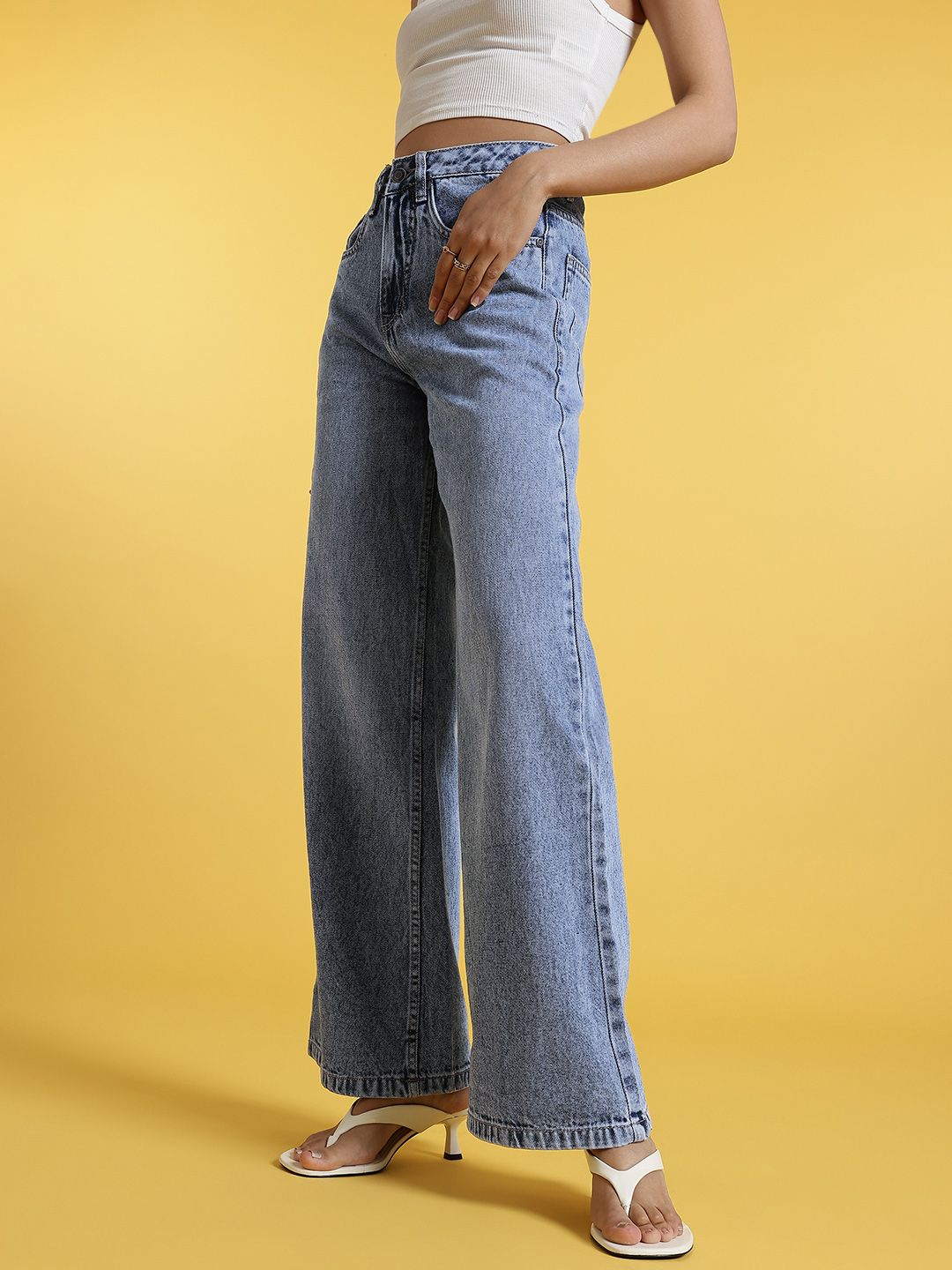 Women Retro Wide Leg Faded Jeans 4