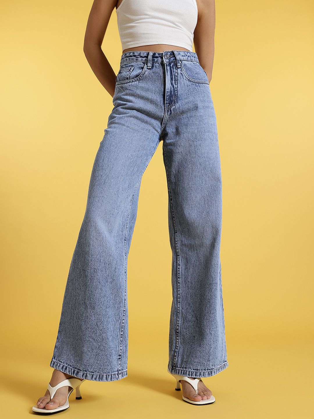 Women Retro Wide Leg Faded Jeans 3
