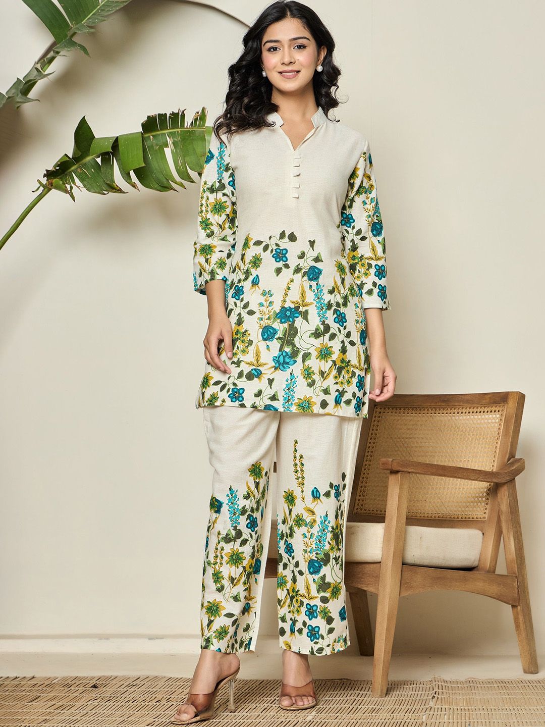SHRIZA Floral Printed Tunic with Palazzos